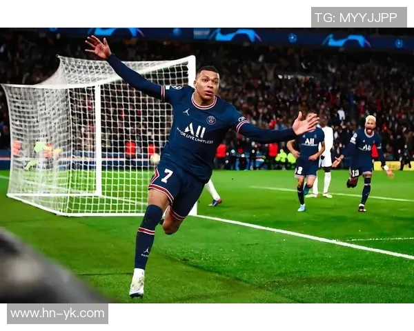 巴黎圣日耳曼逆转晋级欧冠八强，梅开二度姆巴佩助攻关键